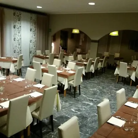 Fogadó Osteria Angeli Neri *